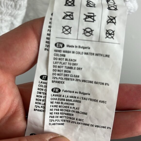 Joseph Ribkoff White Lettuce-Leaf Style Sleeveless Top - Picture 5 of 8